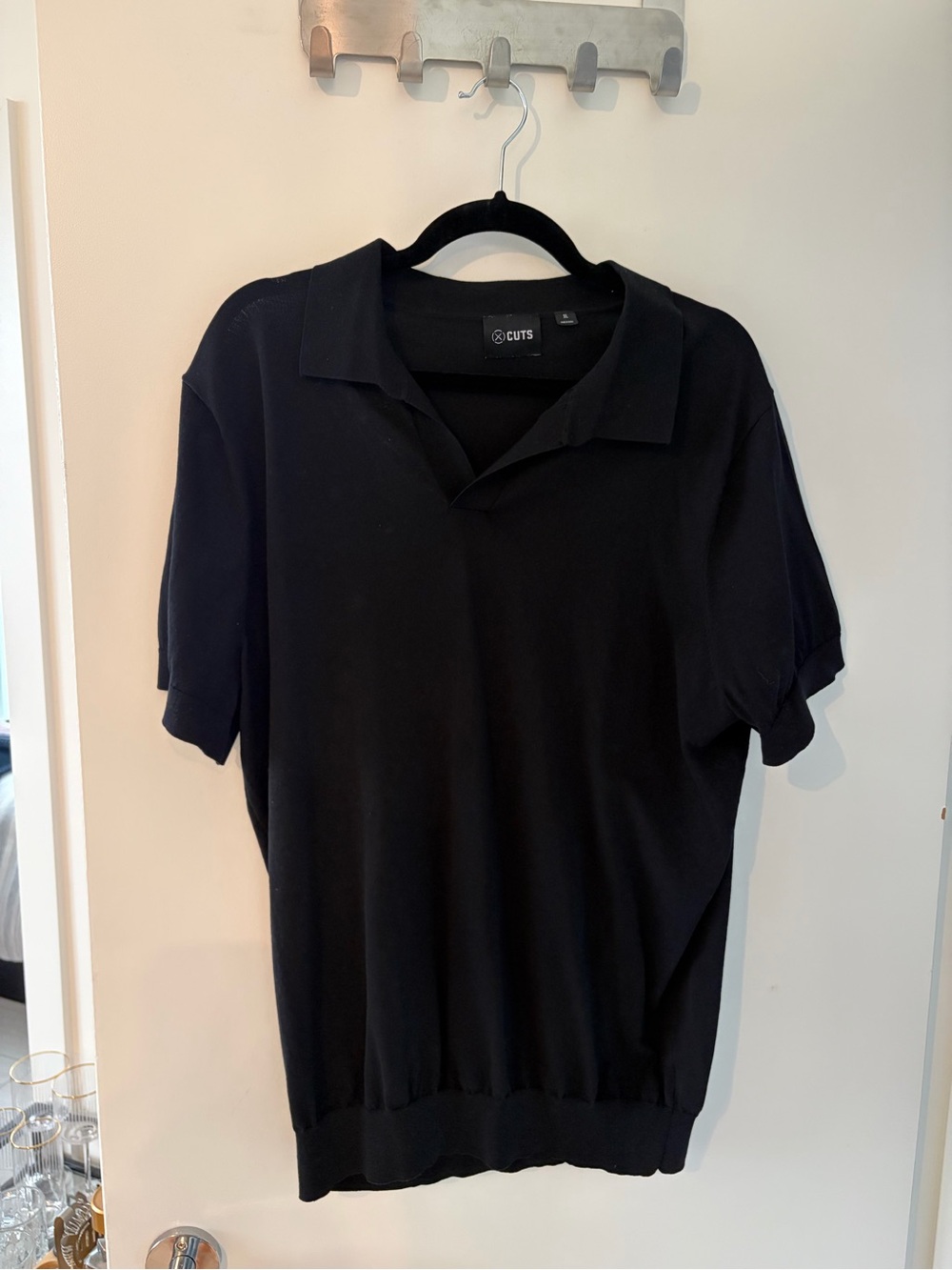 Cuts Clothing Men’s Black Short-Sleeve Polo